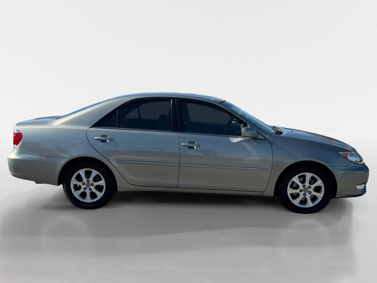 Thumbnail: 2005 Toyota Camry - 6
