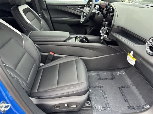 Thumbnail: 2025 Chevrolet Blazer EV - 21