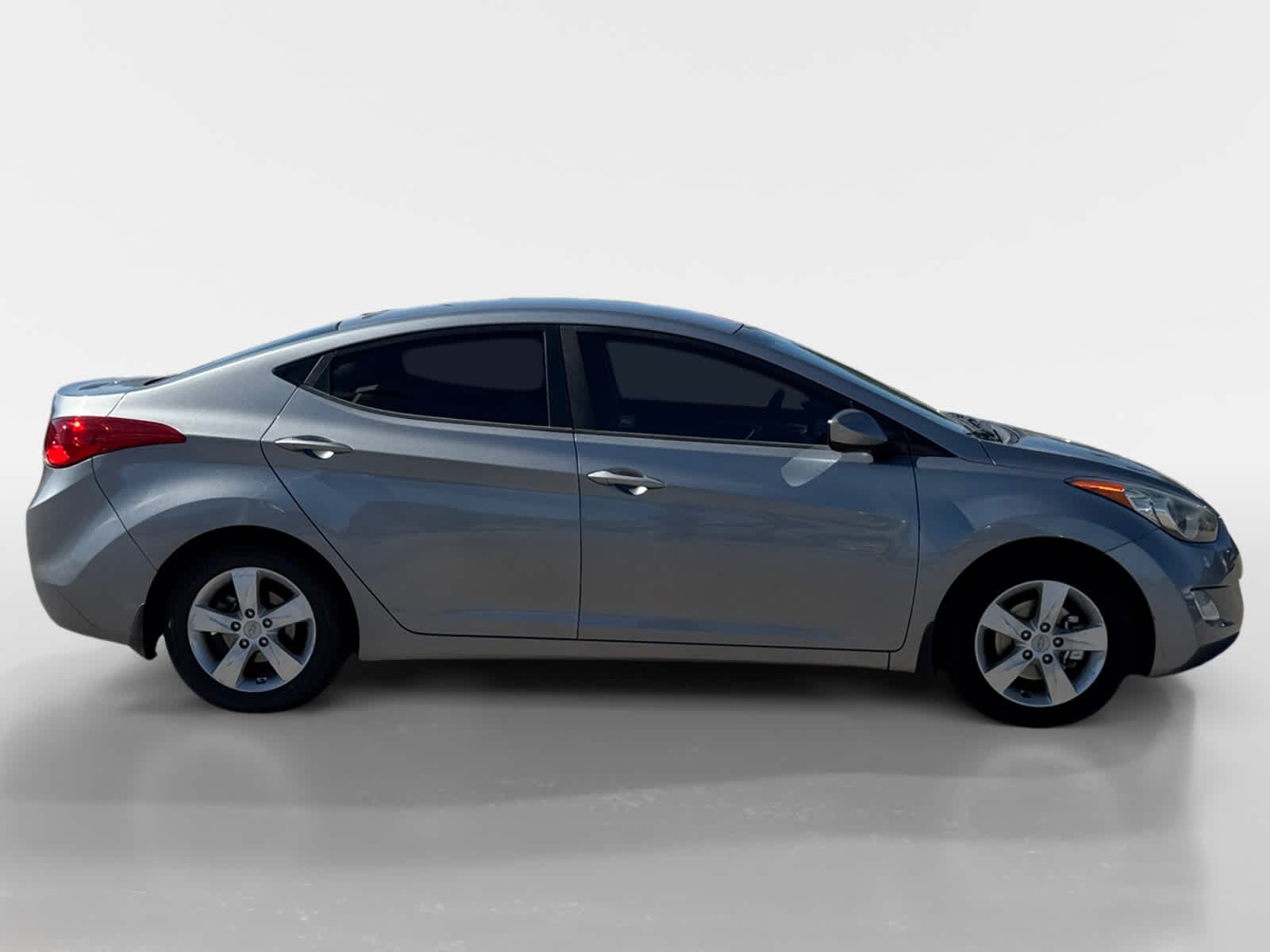 Thumbnail: 2013 Hyundai Elantra - 6