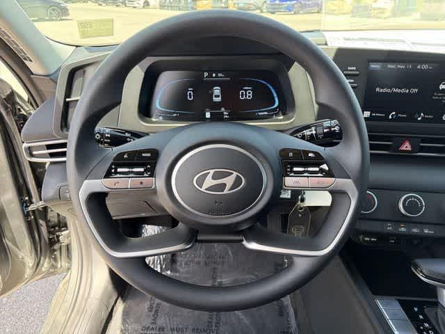 Thumbnail: 2026 Hyundai Elantra - 19