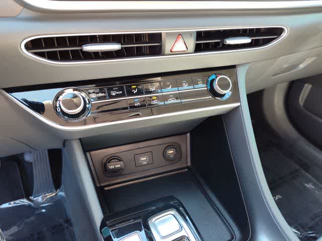 Thumbnail: 2020 Hyundai Sonata - 19