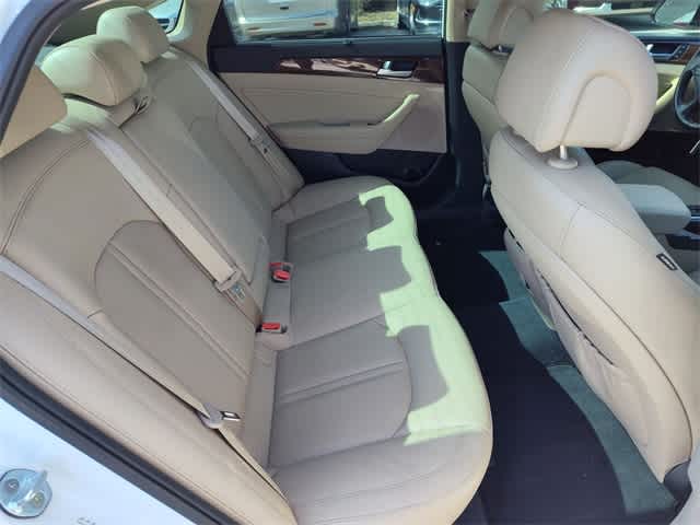 Thumbnail: 2017 Hyundai Sonata - 19