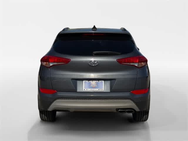 Thumbnail: 2018 Hyundai Tucson - 4