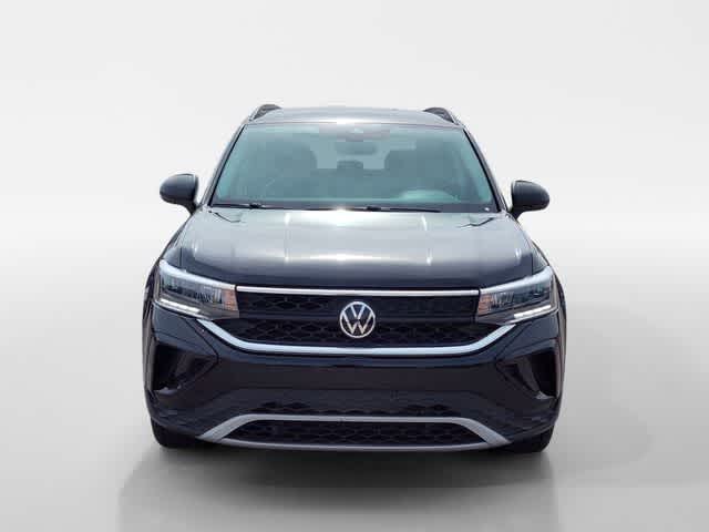 Thumbnail: 2022 Volkswagen Taos - 8