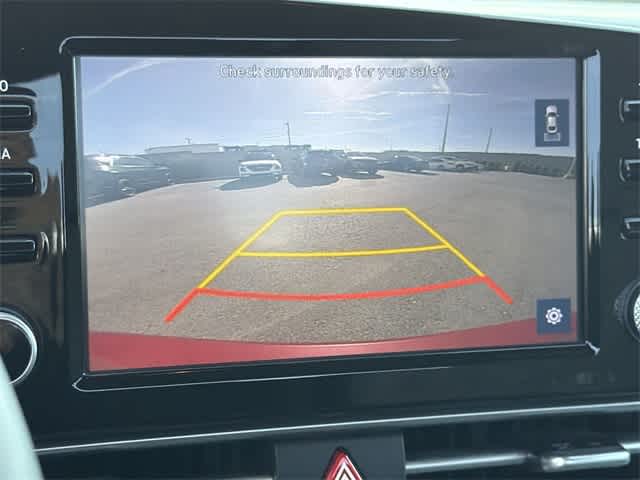 Thumbnail: 2022 Hyundai Elantra - 21