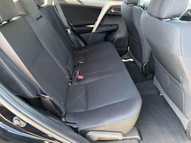 Thumbnail: 2015 Toyota RAV4 - 18