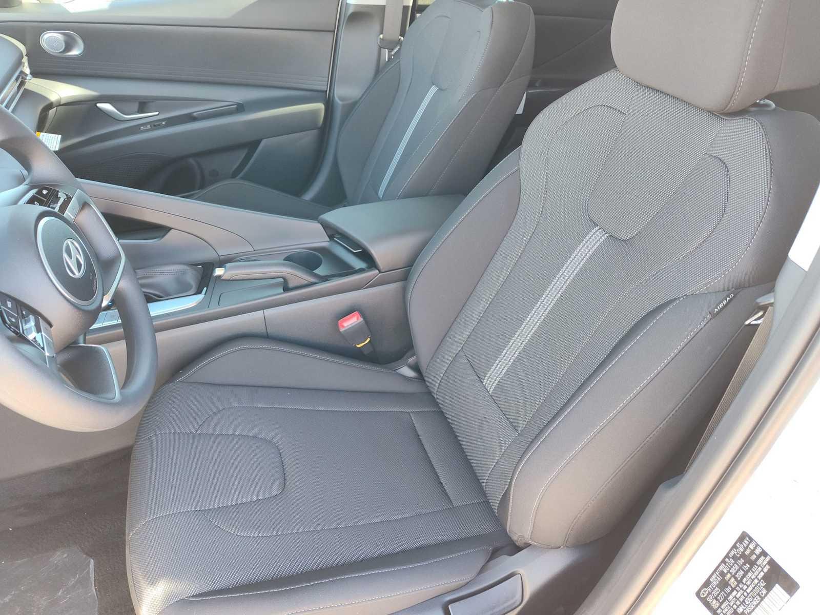 Thumbnail: 2026 Hyundai Elantra - 13