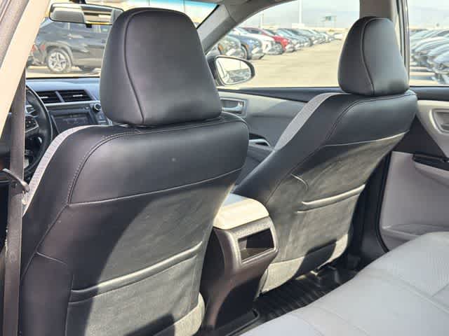 Thumbnail: 2017 Toyota Camry - 15