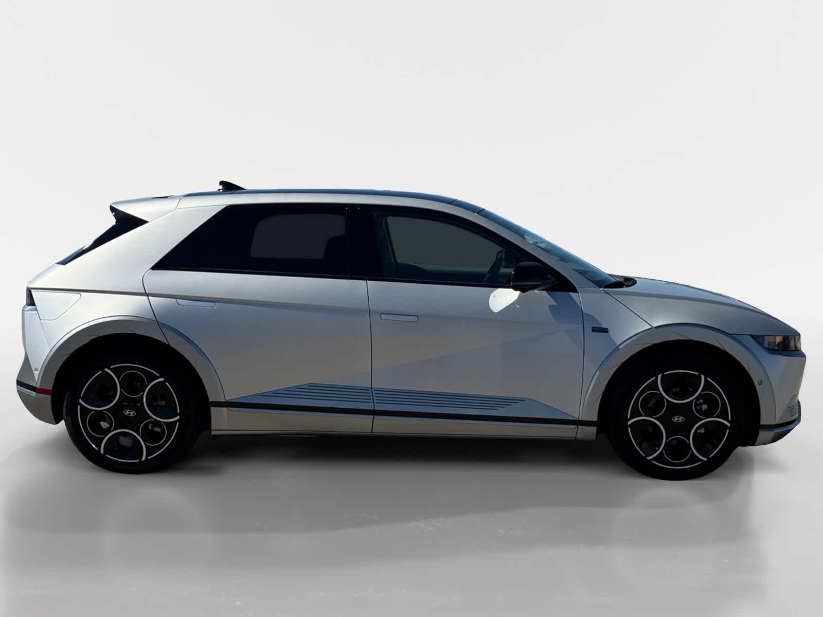 Thumbnail: 2024 Hyundai Ioniq 5 - 6