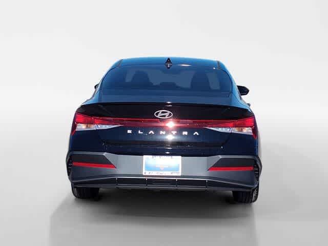 Thumbnail: 2026 Hyundai Elantra - 4