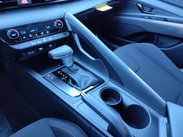 Thumbnail: 2026 Hyundai Elantra - 24