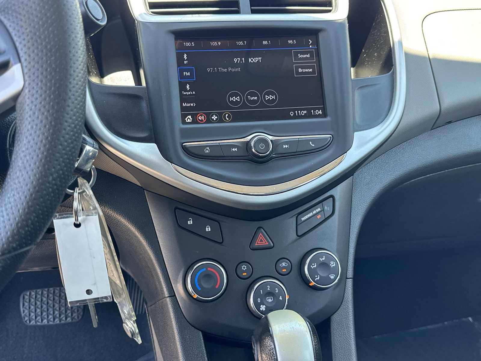 Thumbnail: 2018 Chevrolet Sonic - 21