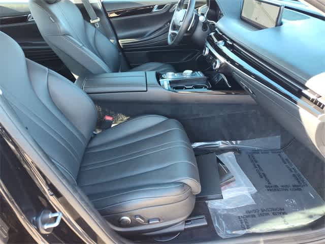 Thumbnail: 2023 Genesis G80 - 19