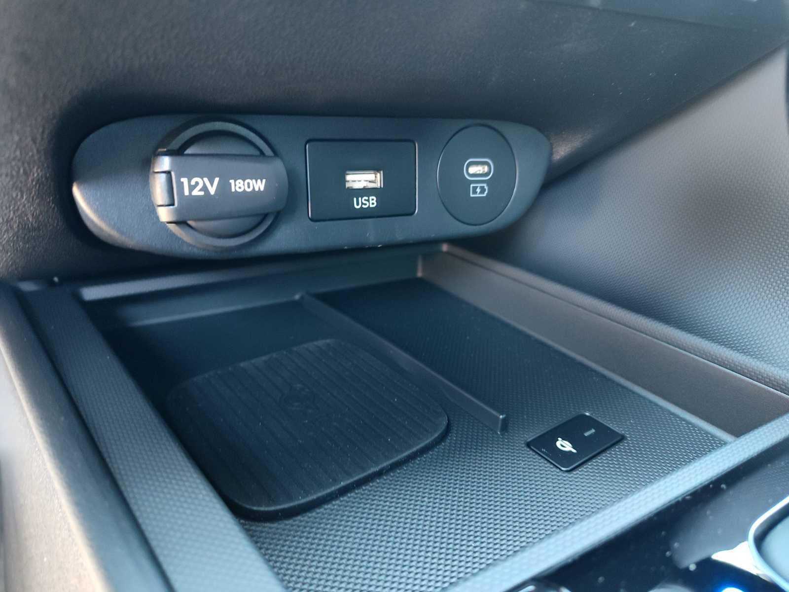 Thumbnail: 2025 Hyundai Elantra - 25