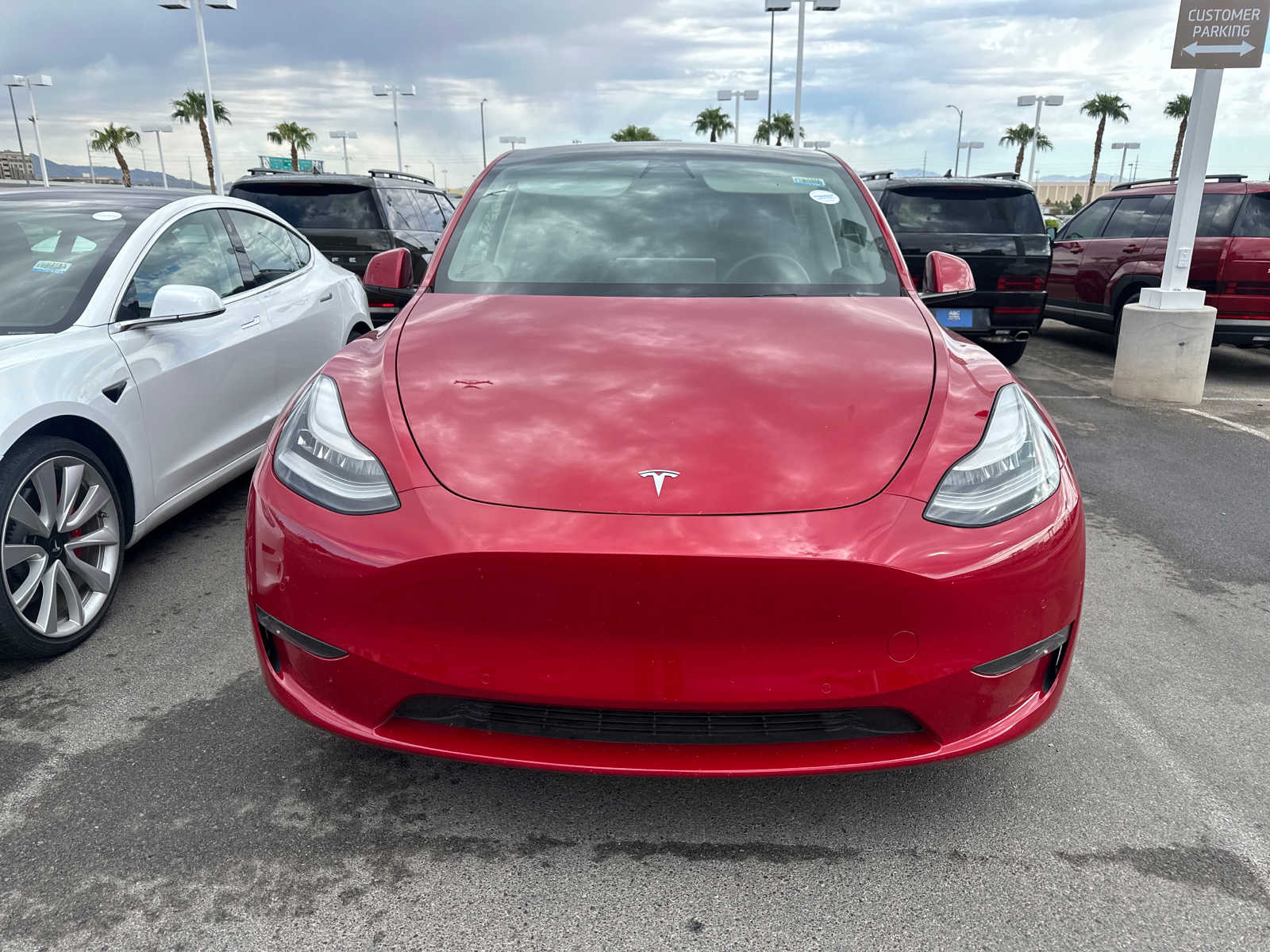 Used 2021 Tesla Model Y Long Range with VIN 5YJYGDEEXMF062636 for sale in Las Vegas, NV