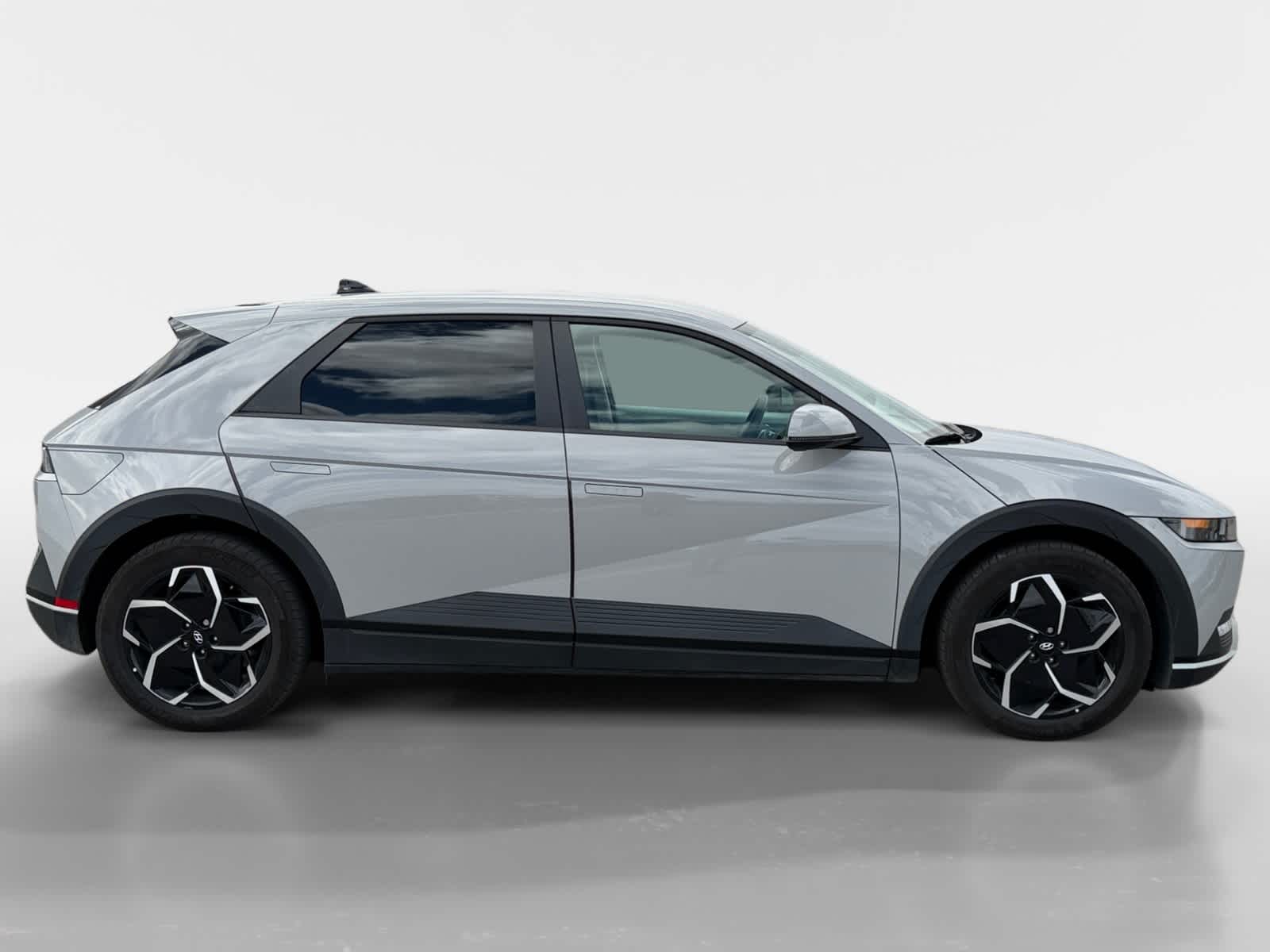 Thumbnail: 2024 Hyundai Ioniq 5 - 6