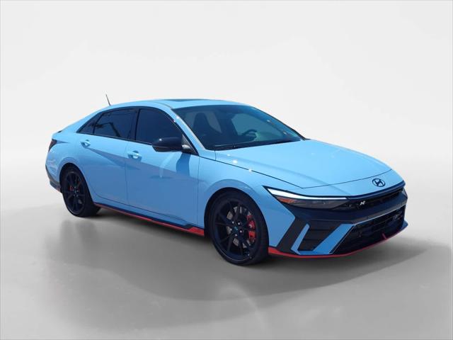 2025 Hyundai Elantra SE 8