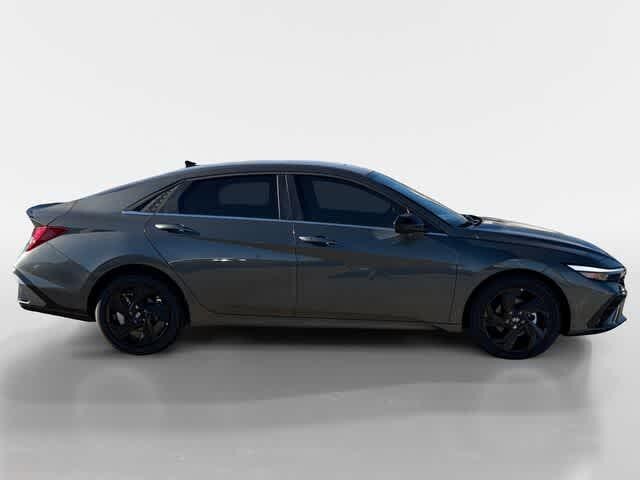 Thumbnail: 2026 Hyundai Elantra - 6