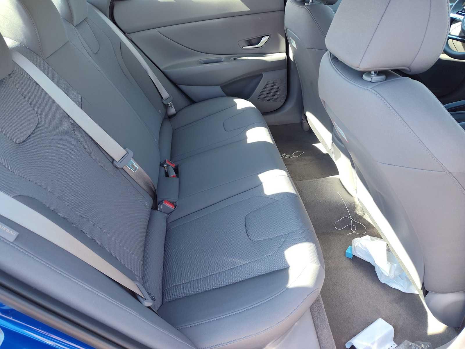 Thumbnail: 2025 Hyundai Elantra - 17