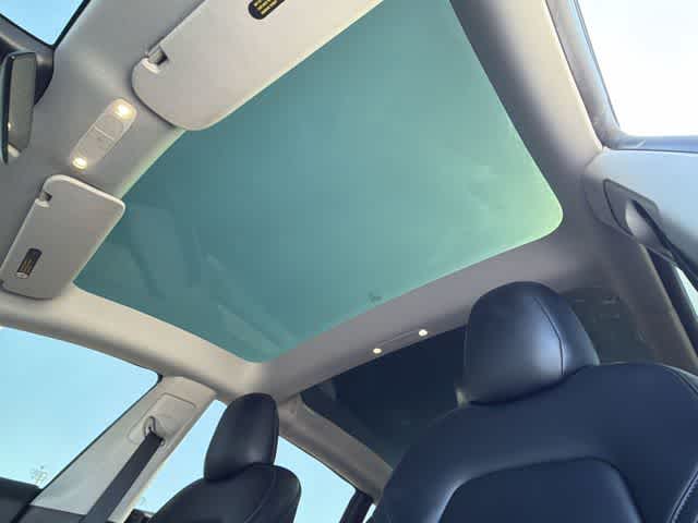 Thumbnail: 2021 Tesla Model 3 - 16