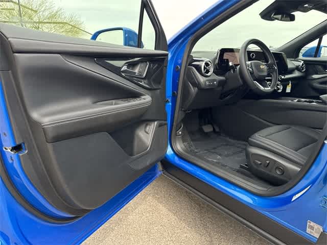 Thumbnail: 2025 Chevrolet Blazer EV - 16