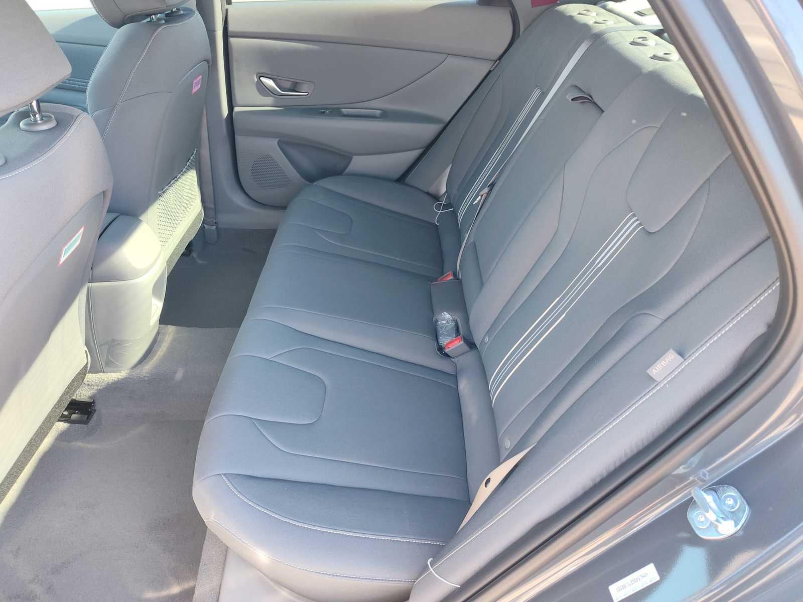 Thumbnail: 2026 Hyundai Elantra - 17