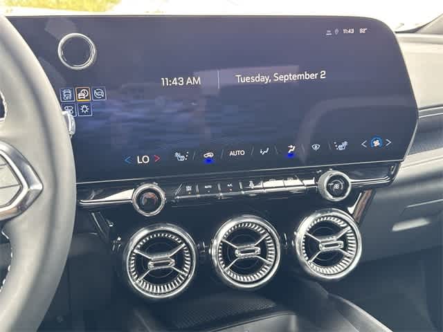 Thumbnail: 2025 Chevrolet Blazer EV - 23