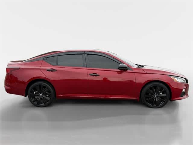Thumbnail: 2021 Nissan Altima - 13
