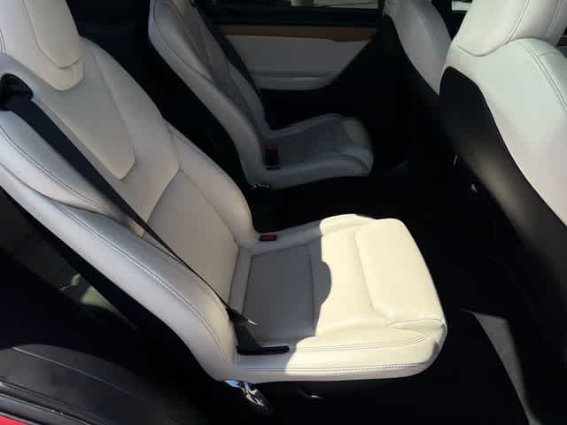 Thumbnail: 2021 Tesla Model X - 17