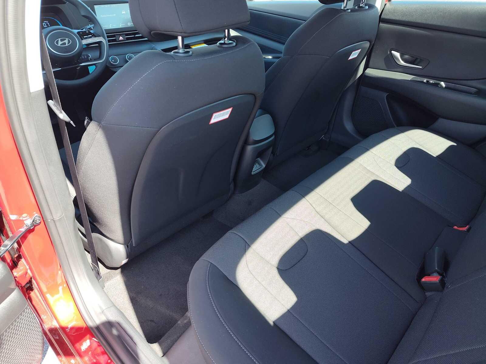 Thumbnail: 2025 Hyundai Elantra - 15