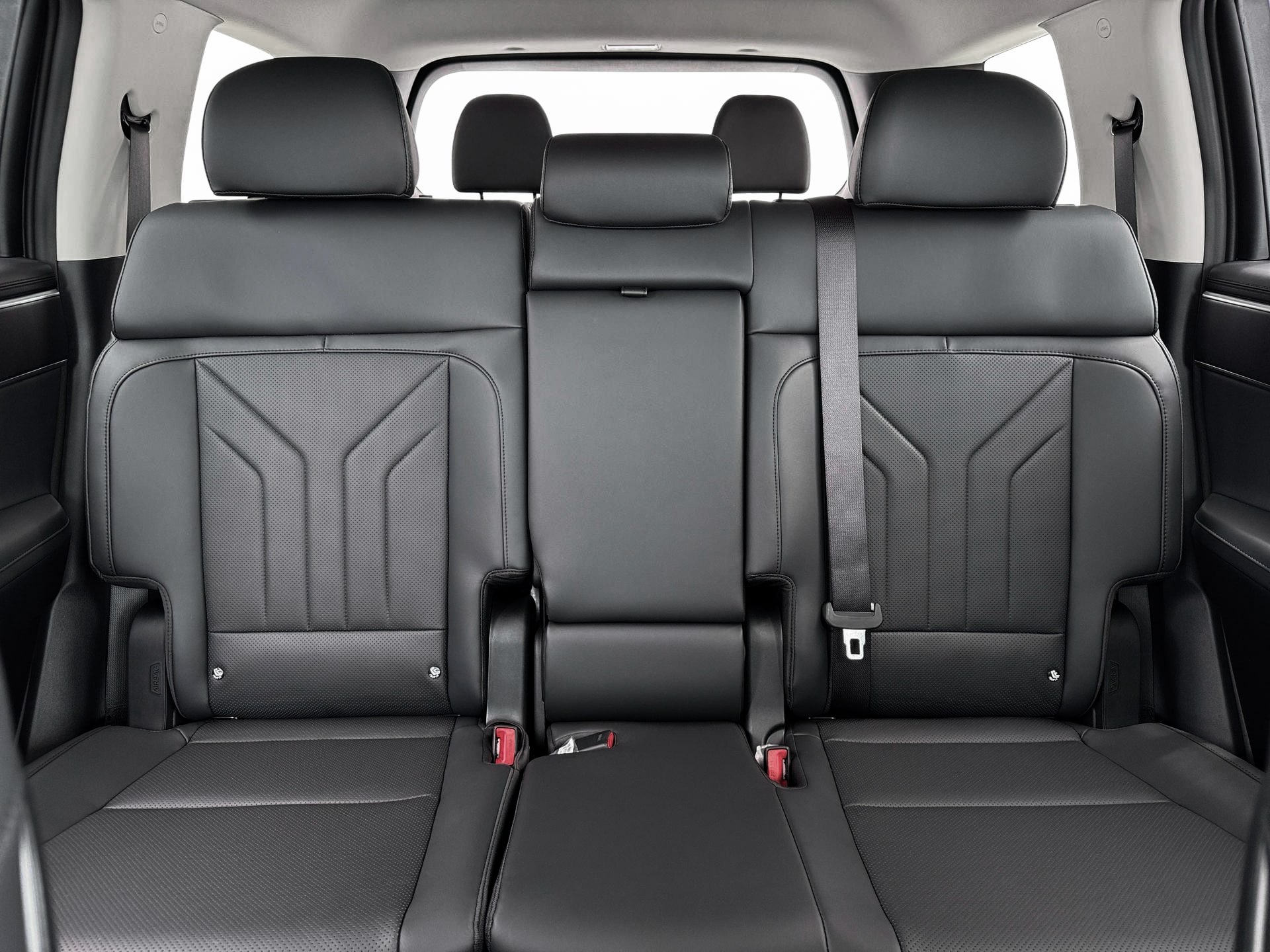 Thumbnail: 2026 Hyundai Santa Fe - 16