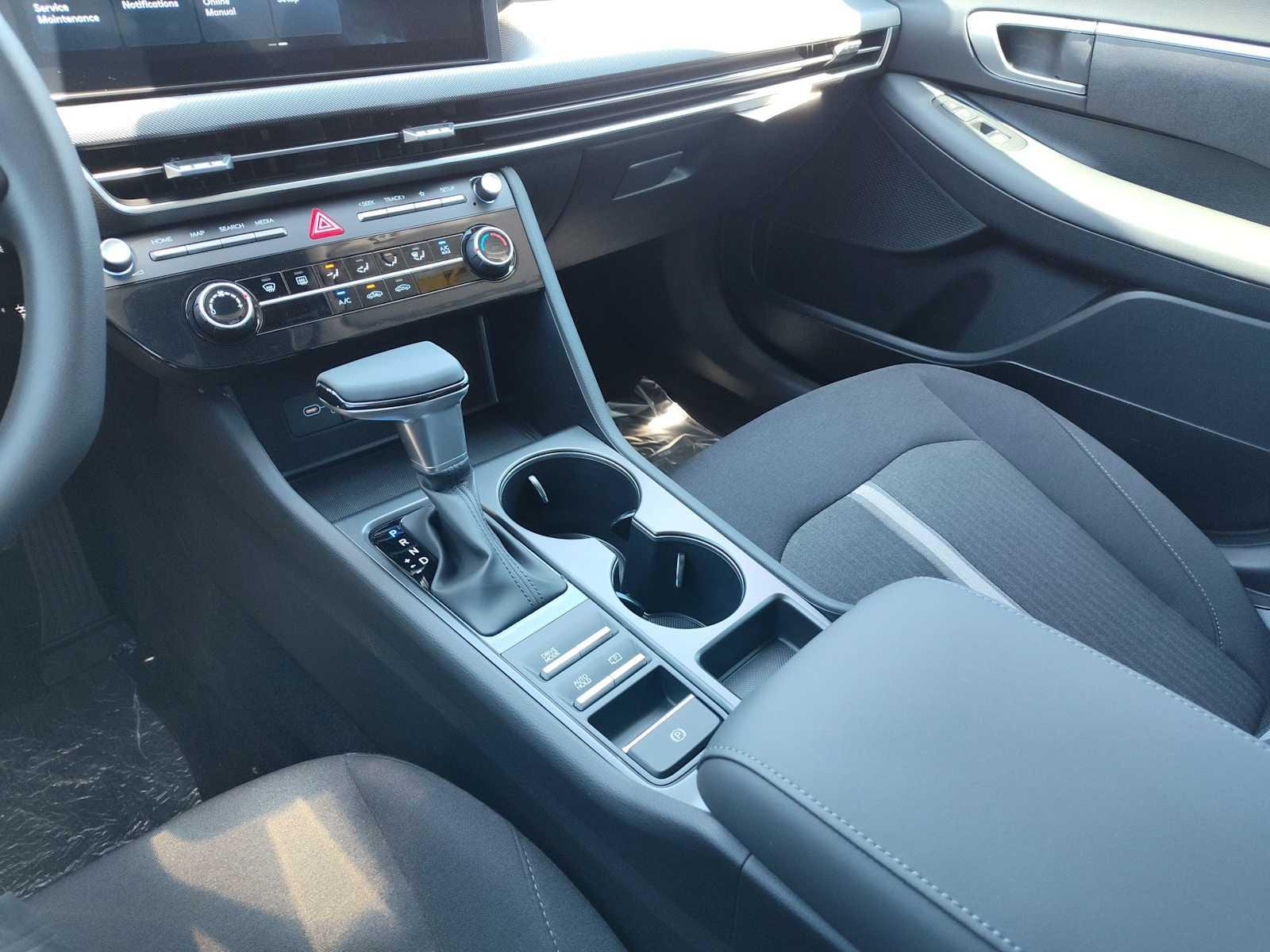 Thumbnail: 2025 Hyundai Sonata - 24