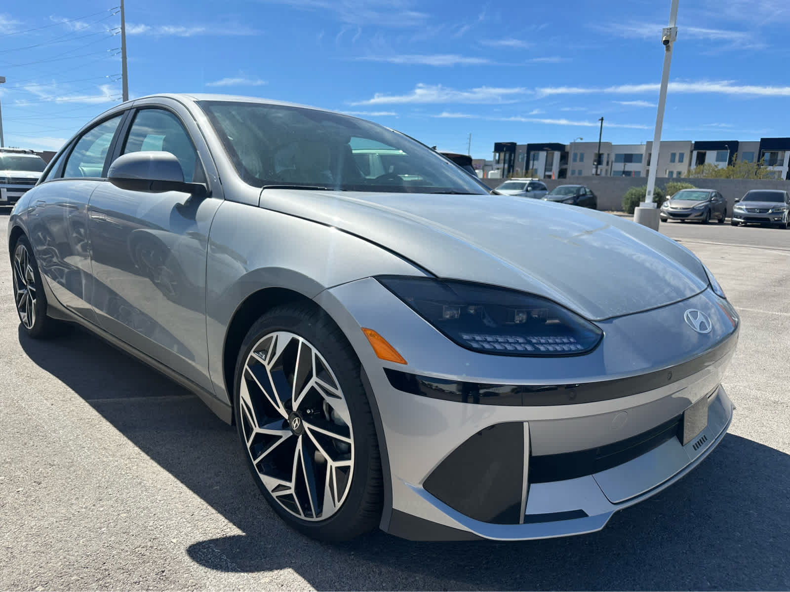 Thumbnail: 2024 Hyundai Ioniq 6 - 3