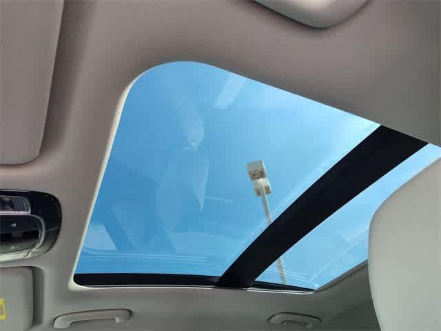 Thumbnail: 2025 Hyundai Sonata - 16