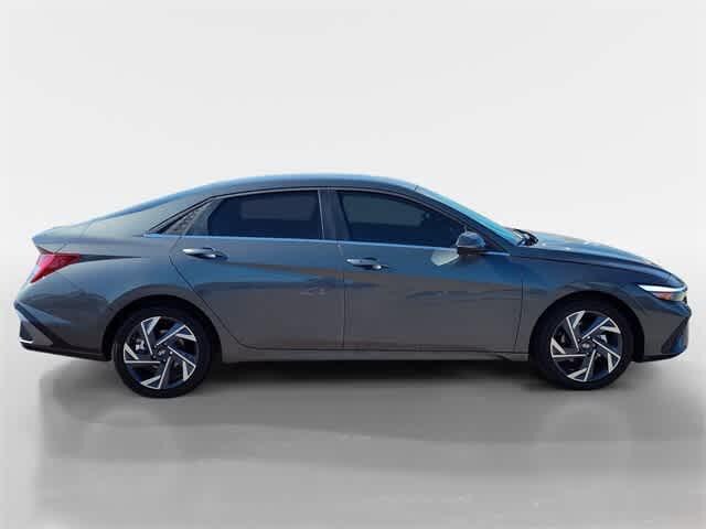 Thumbnail: 2026 Hyundai Elantra - 7