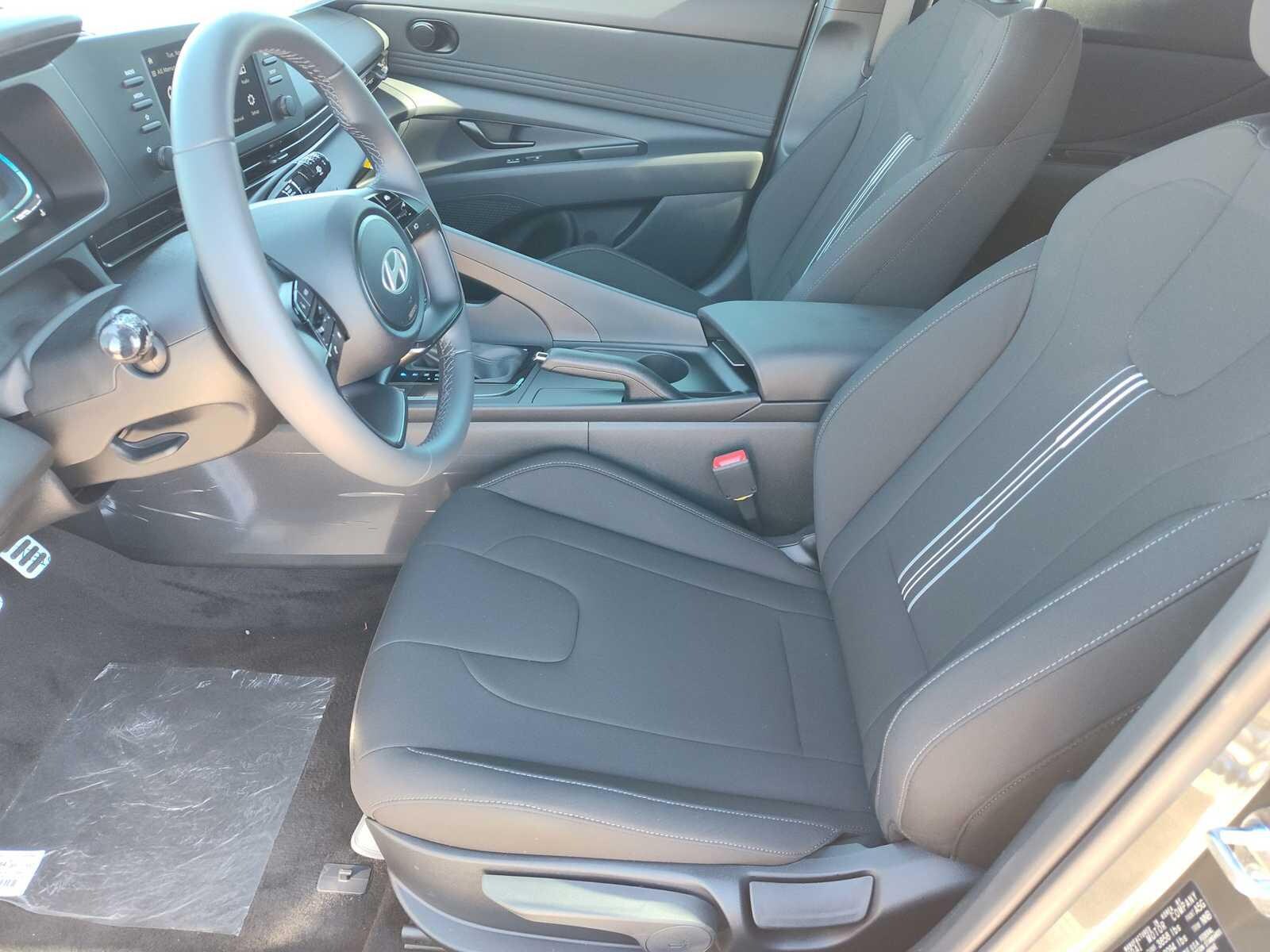 Thumbnail: 2026 Hyundai Elantra - 10