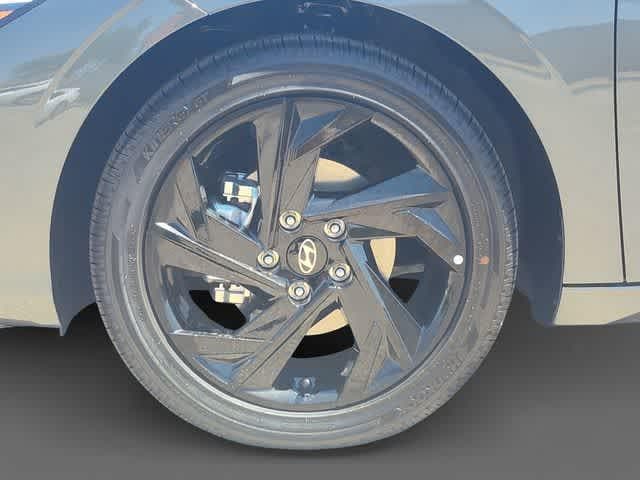 Thumbnail: 2026 Hyundai Elantra - 10
