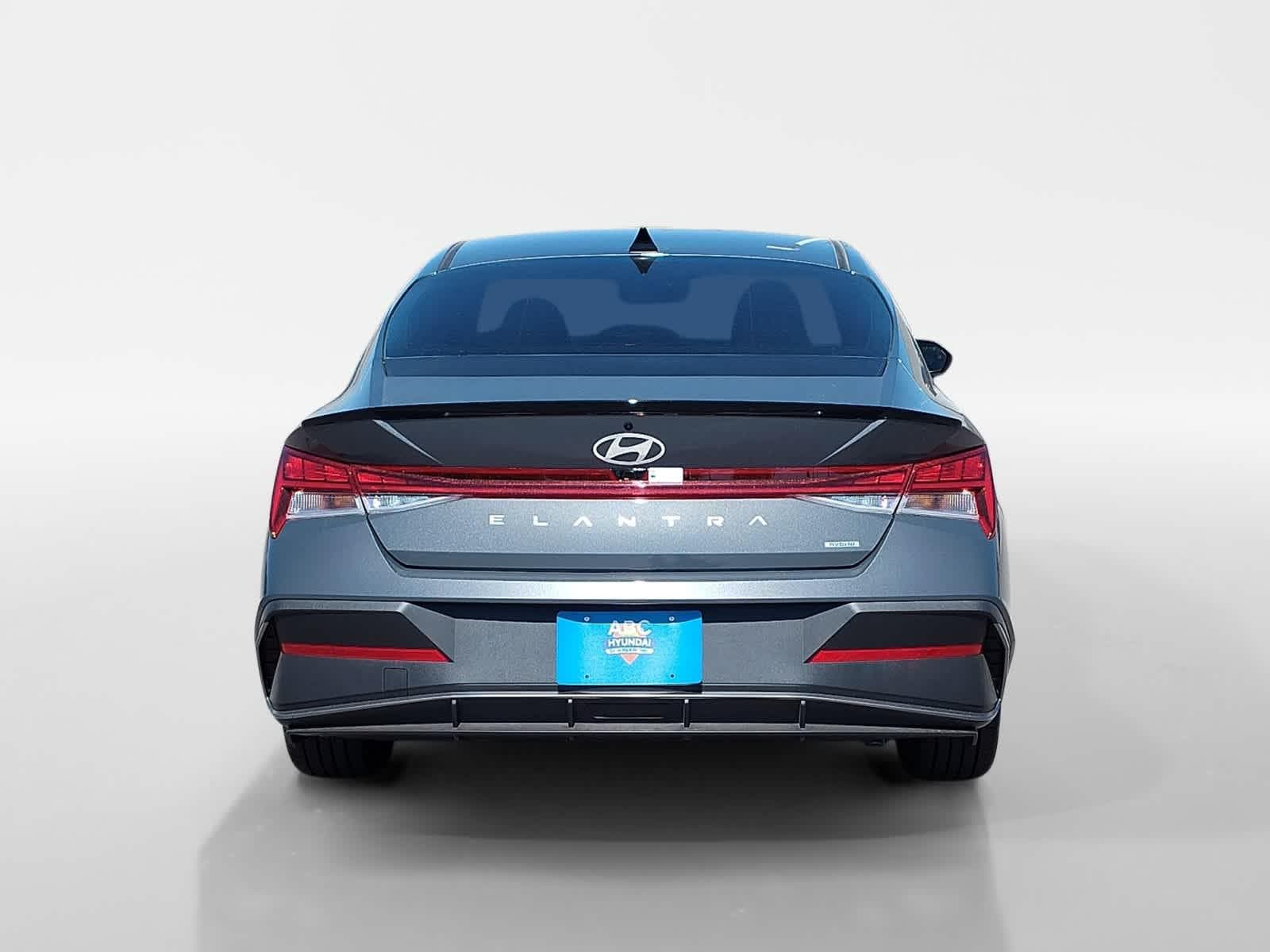 Thumbnail: 2025 Hyundai Elantra - 4