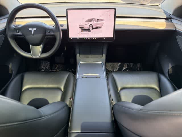 Thumbnail: 2023 Tesla Model Y - 12