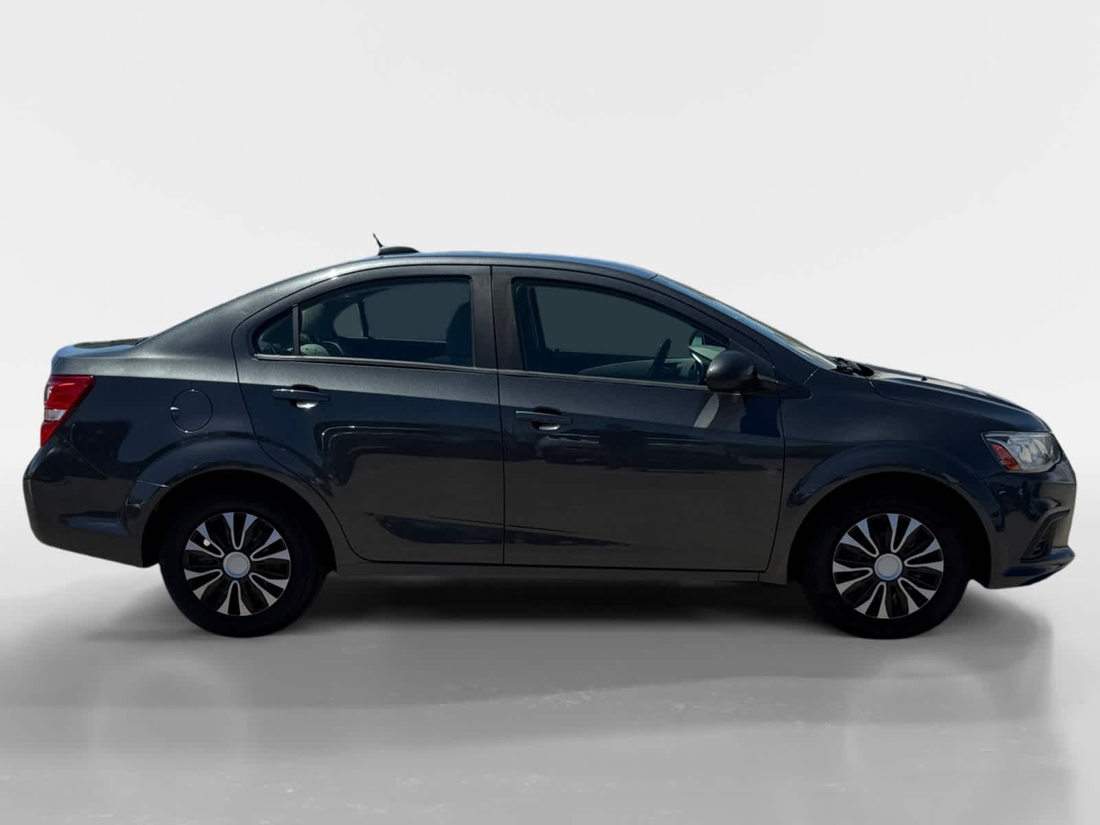 Thumbnail: 2018 Chevrolet Sonic - 7