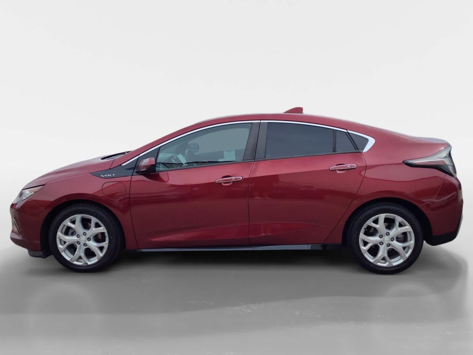 Thumbnail: 2017 Chevrolet Volt - 2