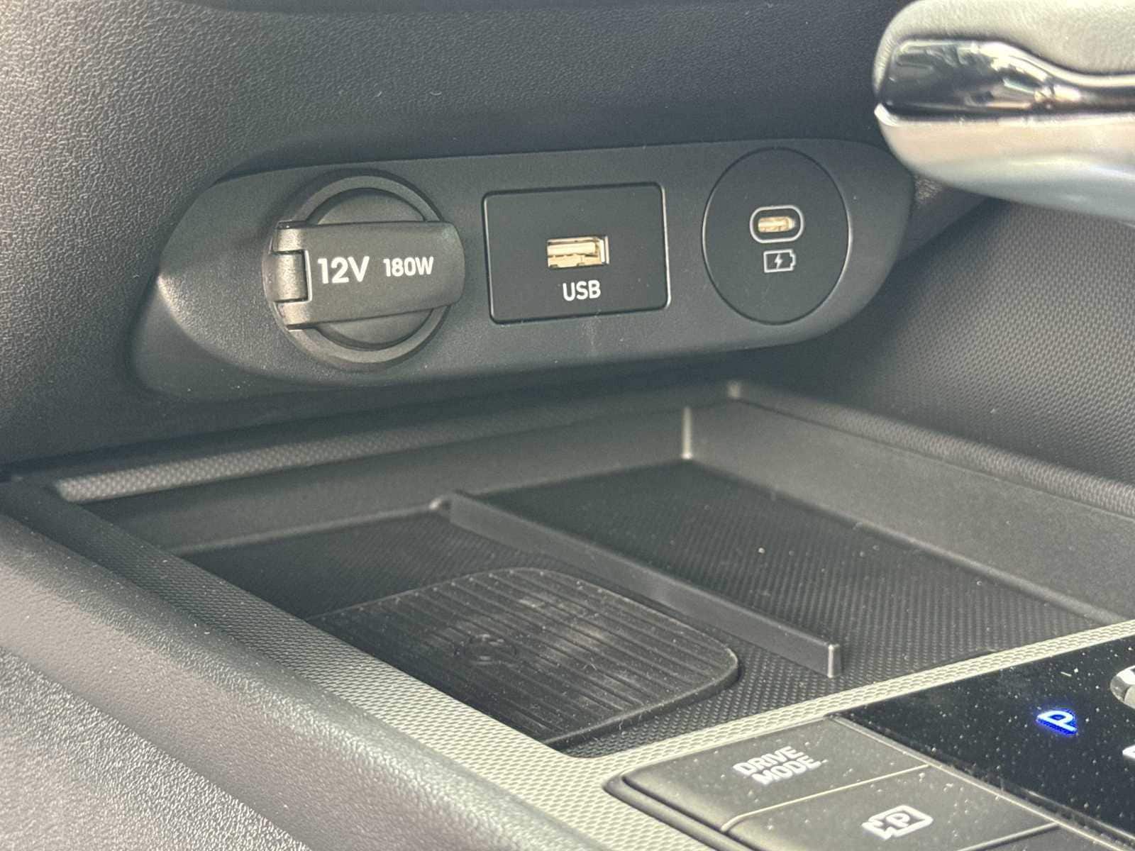 Thumbnail: 2025 Hyundai Elantra - 28