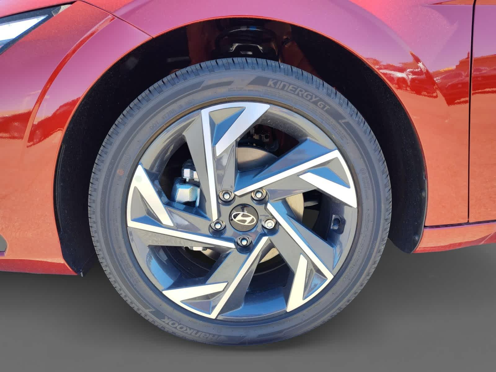 Thumbnail: 2025 Hyundai Elantra - 9