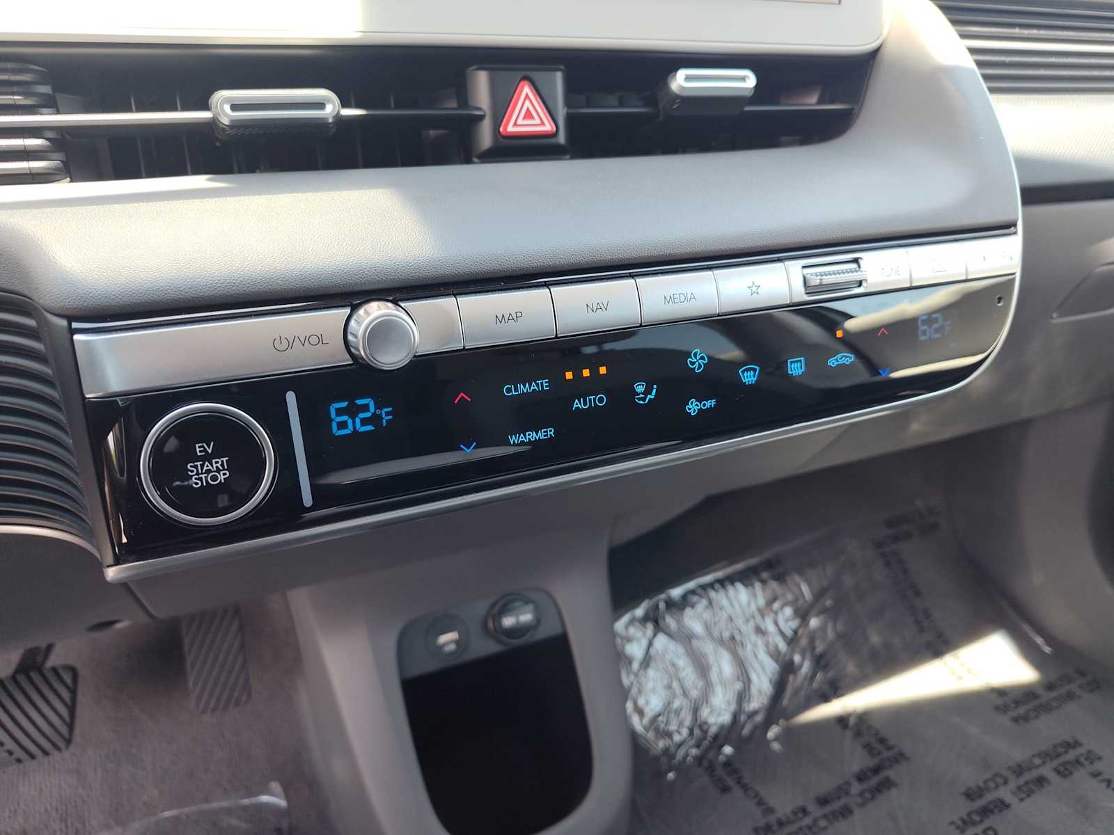 Thumbnail: 2024 Hyundai Ioniq 5 - 23