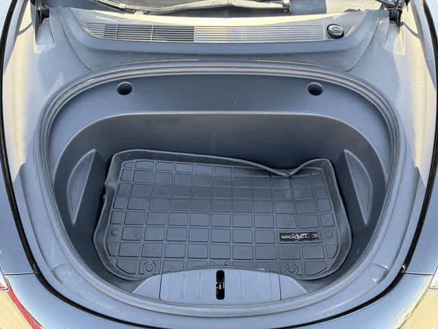 Thumbnail: 2021 Tesla Model 3 - 11