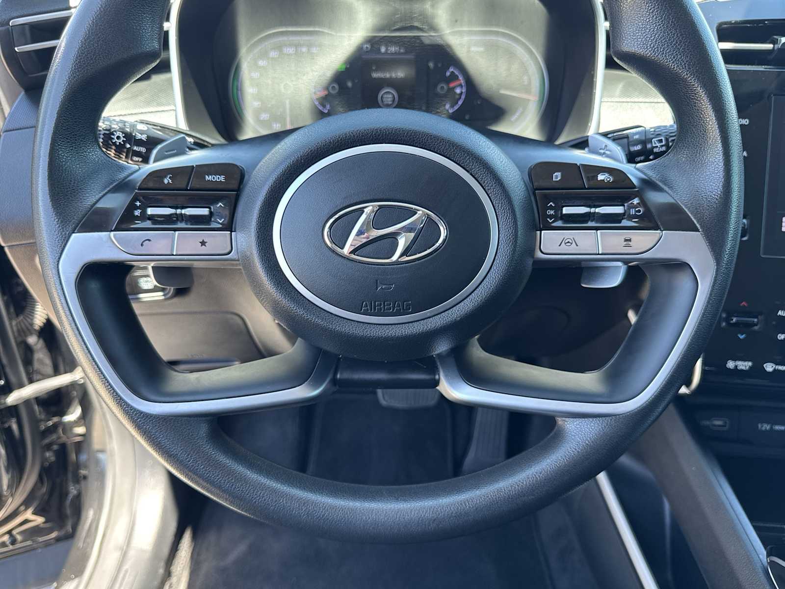Thumbnail: 2023 Hyundai Tucson - 19