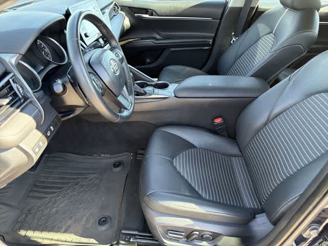 Thumbnail: 2022 Toyota Camry - 13