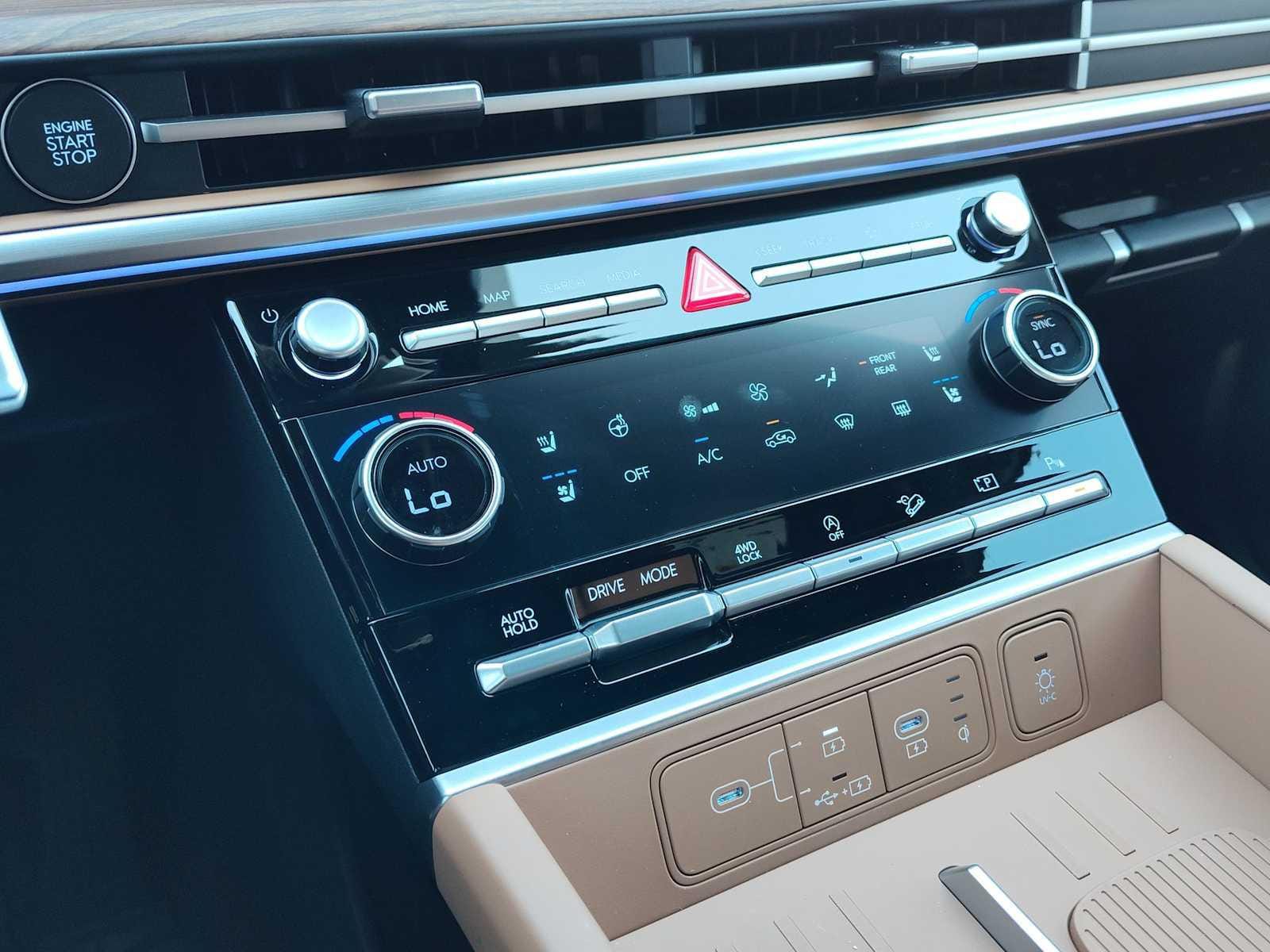 Thumbnail: 2025 Hyundai Santa Fe - 21