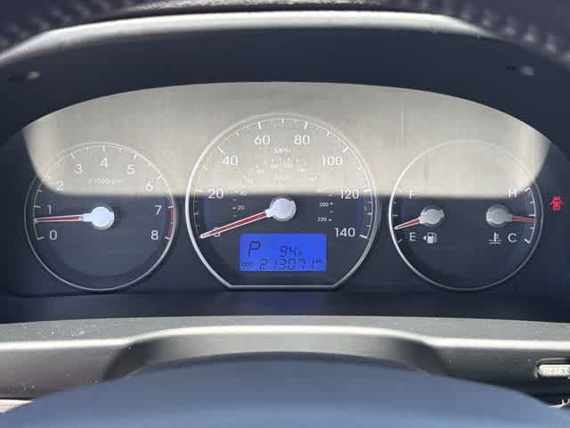Thumbnail: 2010 Hyundai Santa Fe - 23