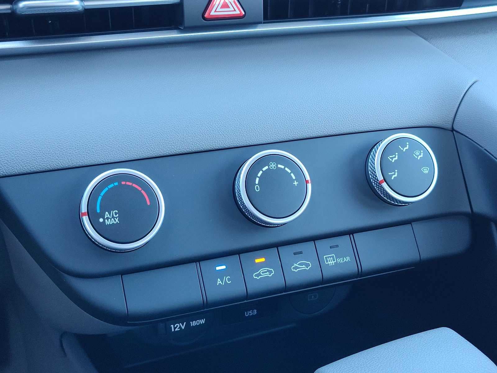 Thumbnail: 2025 Hyundai Elantra - 20